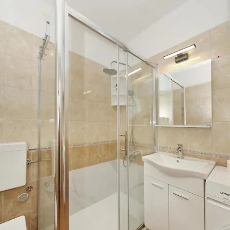 Mirela Apartment *