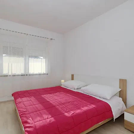 Apartment Mirela Zadar
