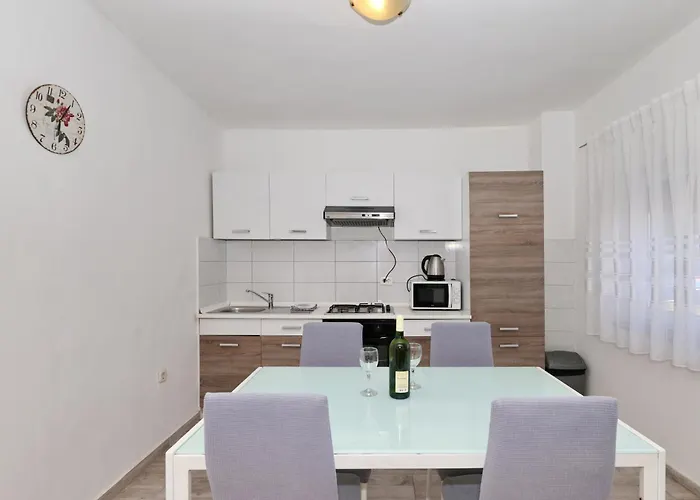 Апартаменты Mirela